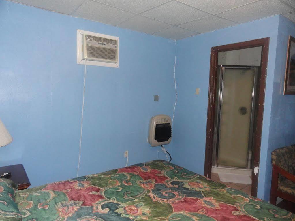 Budget Host Inn Somerset Exterior photo